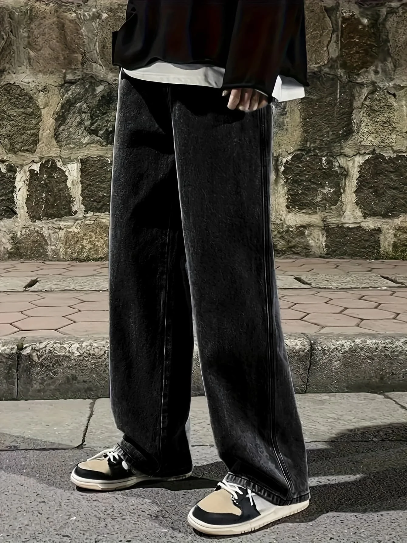 

​Men's Straight-Leg Casual Jeans with Five-Pocket Design in Black for All-Season Comfort and Mid-Rise Fit​