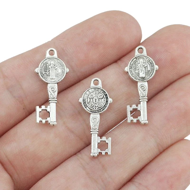 20 Pieces 10*24mm Newest Style Mixed Alloy Antique Silver Color Key Charms Keychains Vintage Pendant For DIY Jewelry Making