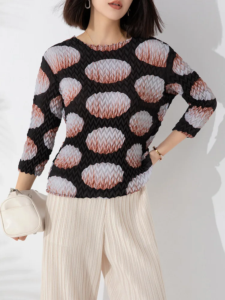 MIYAKE Pleated Style Autumn and Winter New Underlay Shirt Gradient Print Handmade Pleated Round Neck Pullover Tops [20230428]