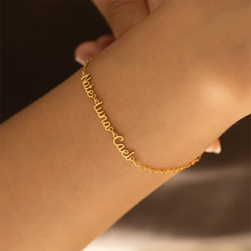 

DHQH 2025 Personalized Multiple Name Plate Bracelet Customization Multiple Letter Name Bracelet Mother's Day Commemorative Gift