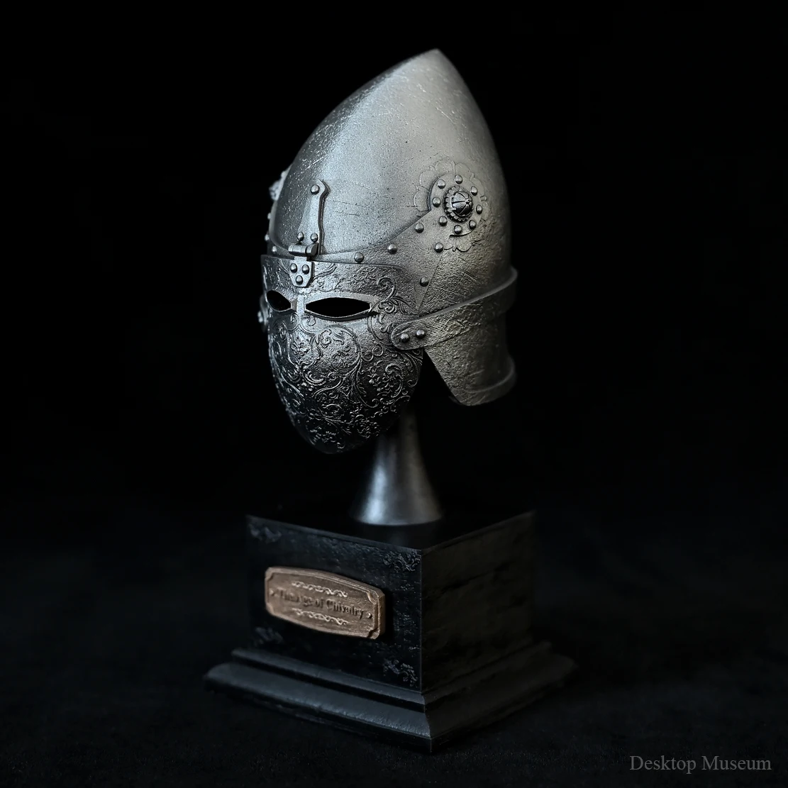 

140MM Desktop decorative resin ornament European knight helmet LTCP-393