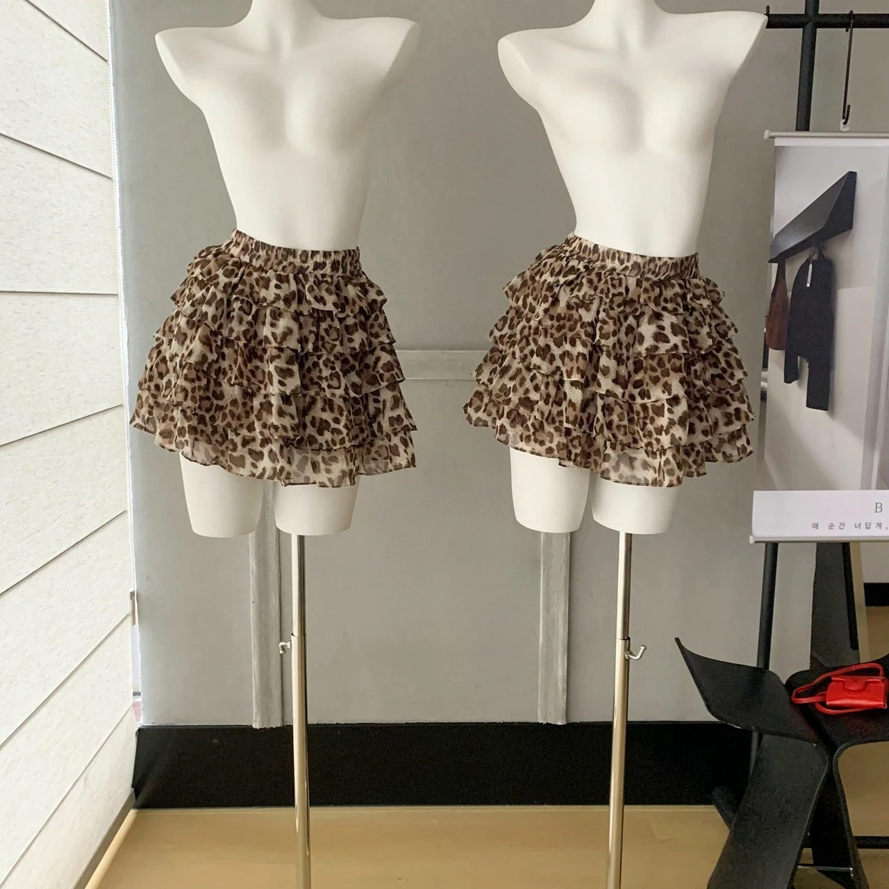Leopard Print Fluffy Lotus Leaf Edge Cake Short Skirt Women's 2026 Spring and Summer Skirt