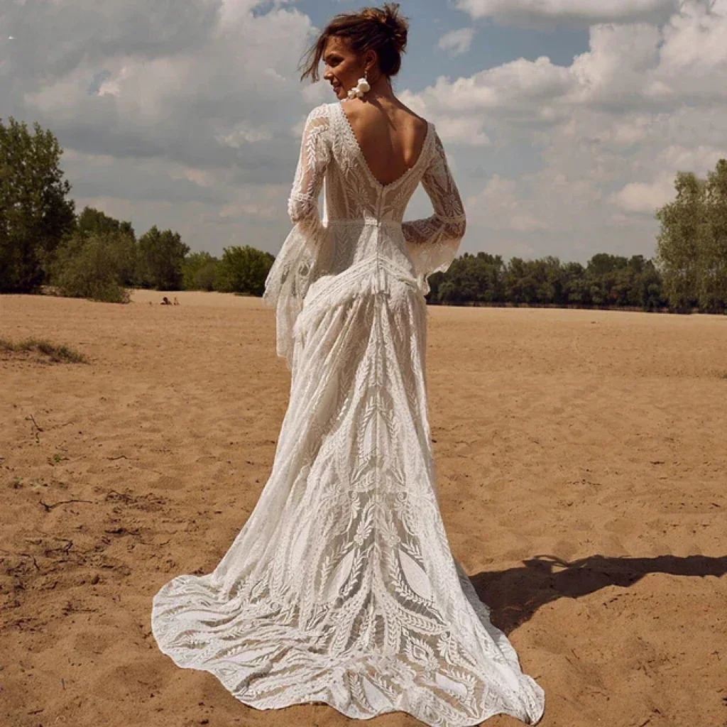 On zhu Bohemian style long sleeved deep V beach wedding dress 2025 LISER  style