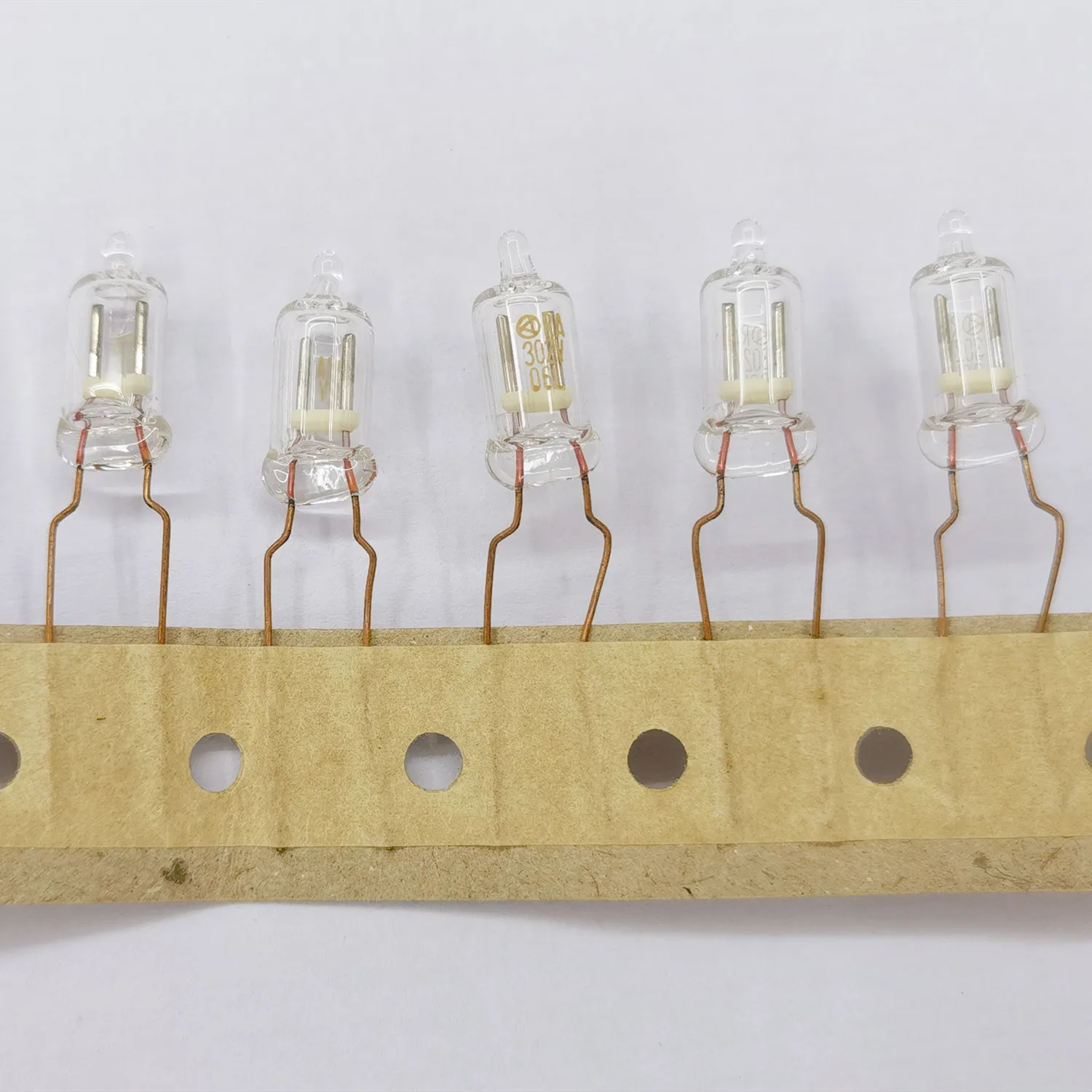 Original New 100% RA-302M-V7-Y Glass Discharge Tube Fuse 3000V 302V