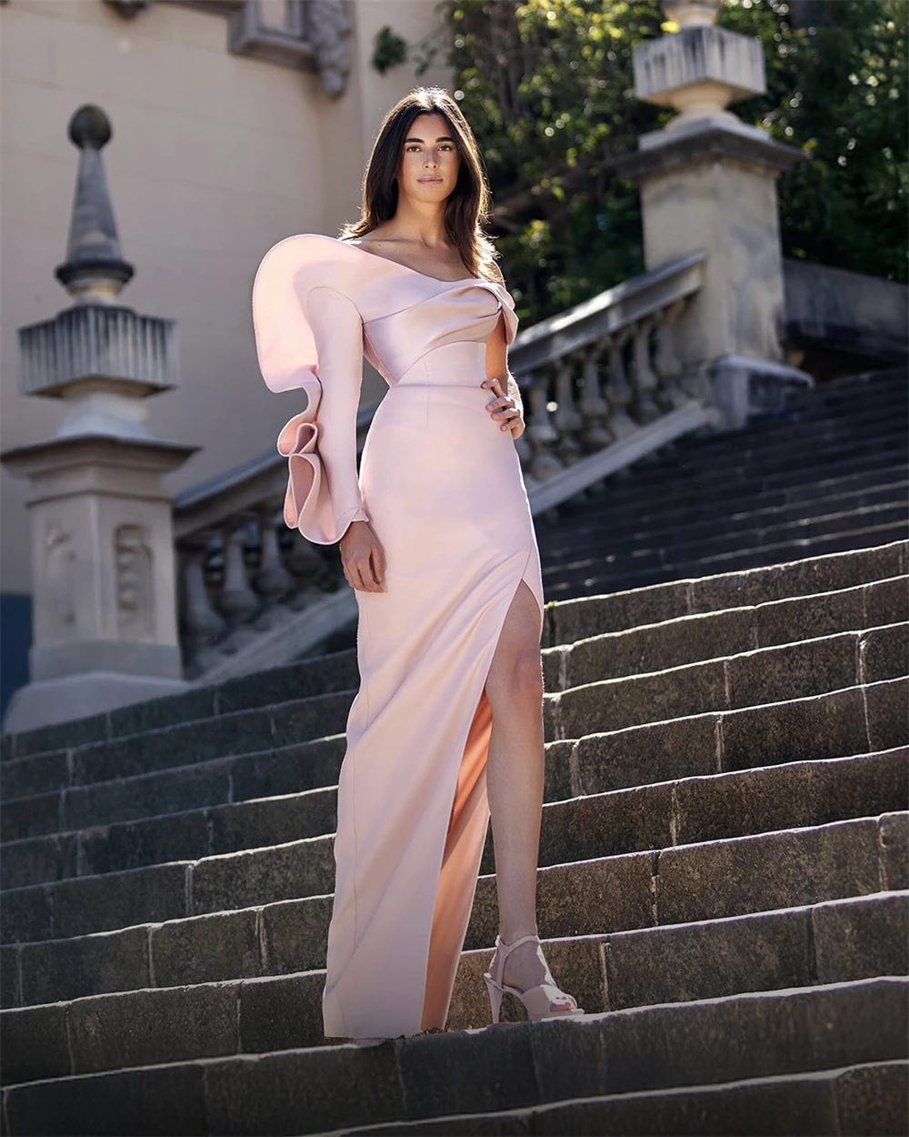 

Customized Simple Evening Dress Elegant One Shoulder Long Sleeves Homecoming Dress Fashion Sweep Train Special Occasion Gowns