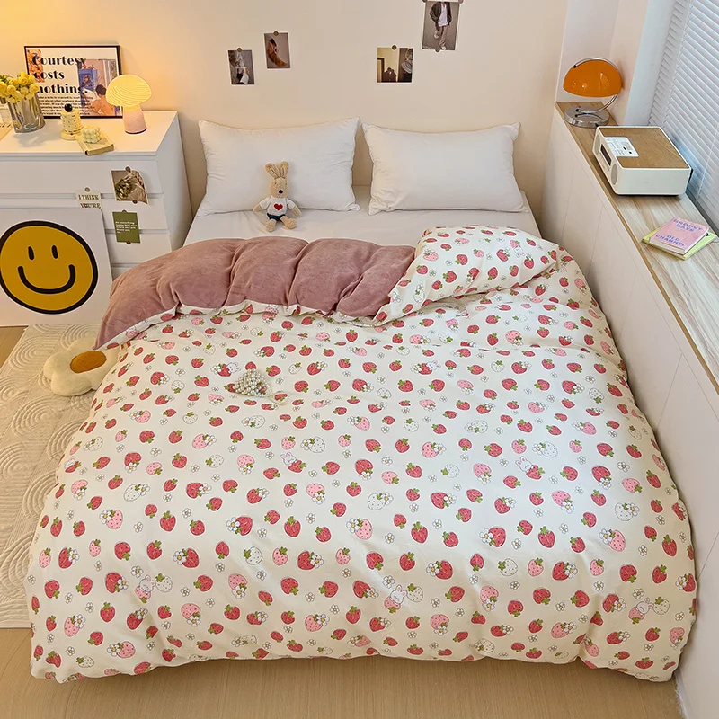 

Cute Strawberry Duvet Cover Queen Size Warmth Cotton Bedding Milk Velvet Kawaii Quilt Cover King Comforter Covers for Kids Adult