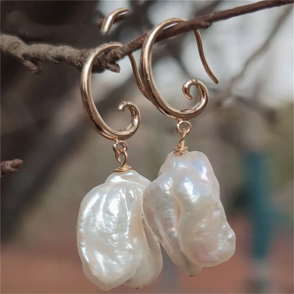 

Natural White round Baroque Pearl Handmade golden Earring Bohemian Art Dangling Modern Crystal Silver Platinum