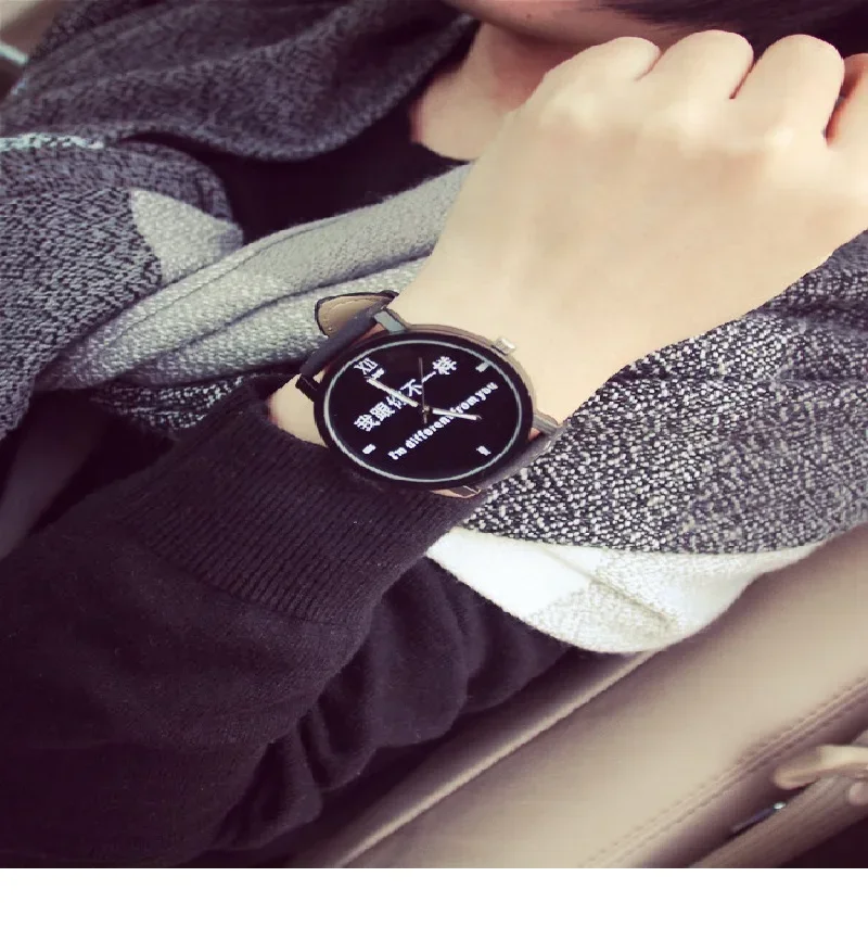 Jam tangan pasangan mode kekasih jam tangan kuarsa Analog Faux tali kulit hitam jam tangan dengan Nomor 13 dan 14 Dropshipping