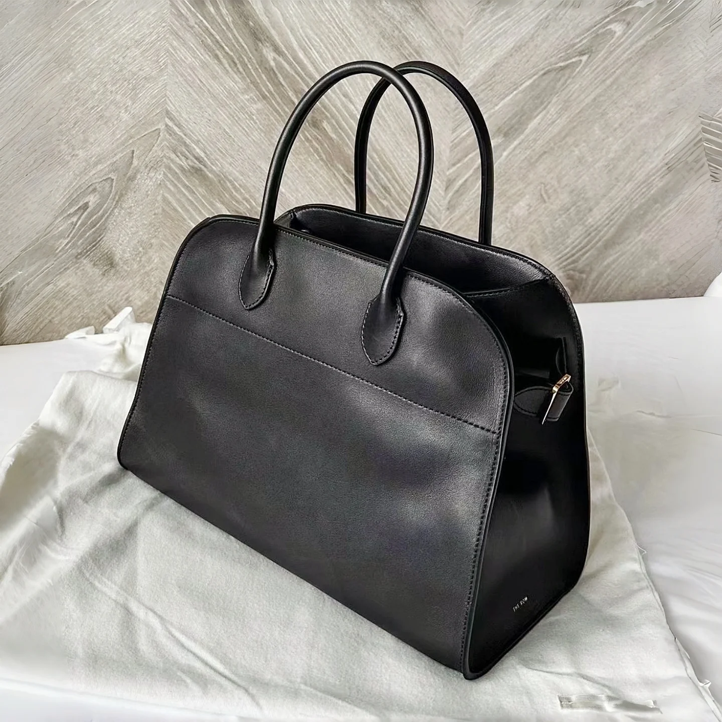 

Women's Margaux 12 Genuine Leather Tote Bag Soft Genuine Leather Shoulder Crossbody Bag Business Office Handbag High Quality