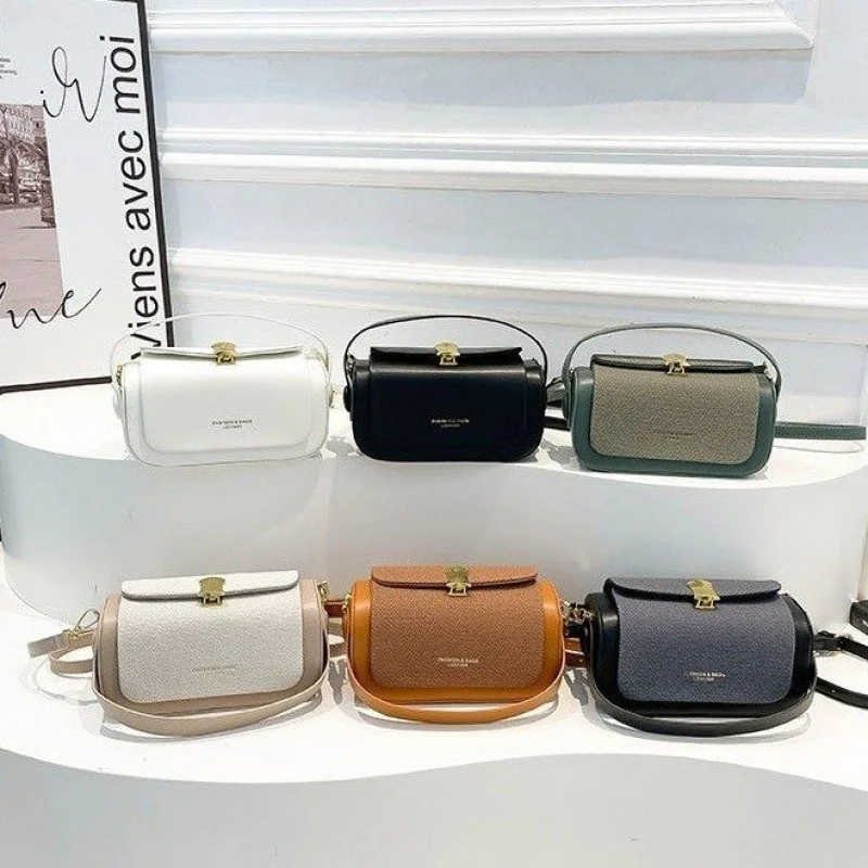 

High-End Unique Vintage Messenger Bag With Stylish Letter Logo Large Capacity For Fashionable Women