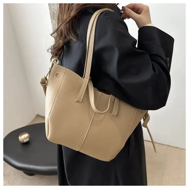 Advanced Large Capacity Commuting Fashionable Tote Bag for Women 2026 Versatile New Style Underarm Single Shoulder Handheld