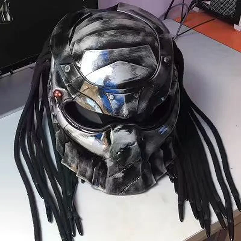 

Motorcycle Full Helmet Iron Blood Warrior Hunter Alien Design DOT ECE Certified Harley Riding Headwear for Safety And Style