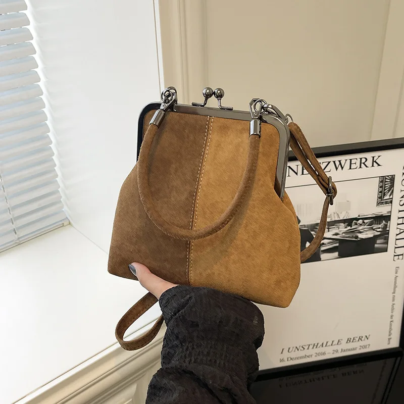 

2025 Early Autumn Color-block Clasp Bag for Women Minimalist Shoulder Crossbody Purse Fashionable Handbag