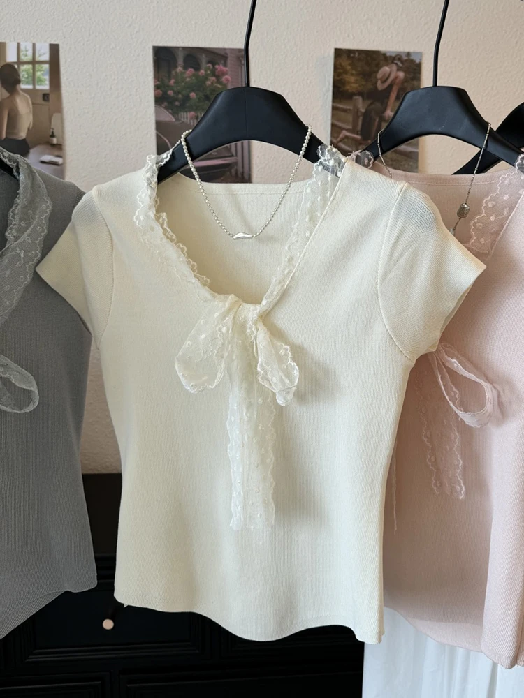 

Women Summer Design Patchwork Lace Edge V-Neck T-shirt Solid Color Casual Short Sleeved Tops Pullover Sweet Slim T-shirt