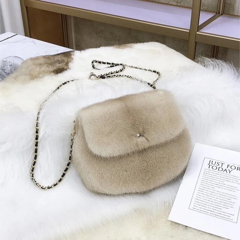 2023 Imported Mink Fur Bag hair whole leather fashion luxury pearl mink beige saddle bag autumn and winter fur chain plush bag