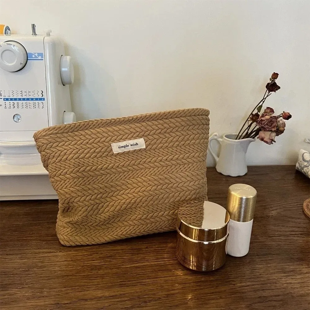 Fashion Zipper Makeup Bag Solid Color Woven Fabric Clutches Bag Beige Coffee Large Capacity Storage Bag Outdoor