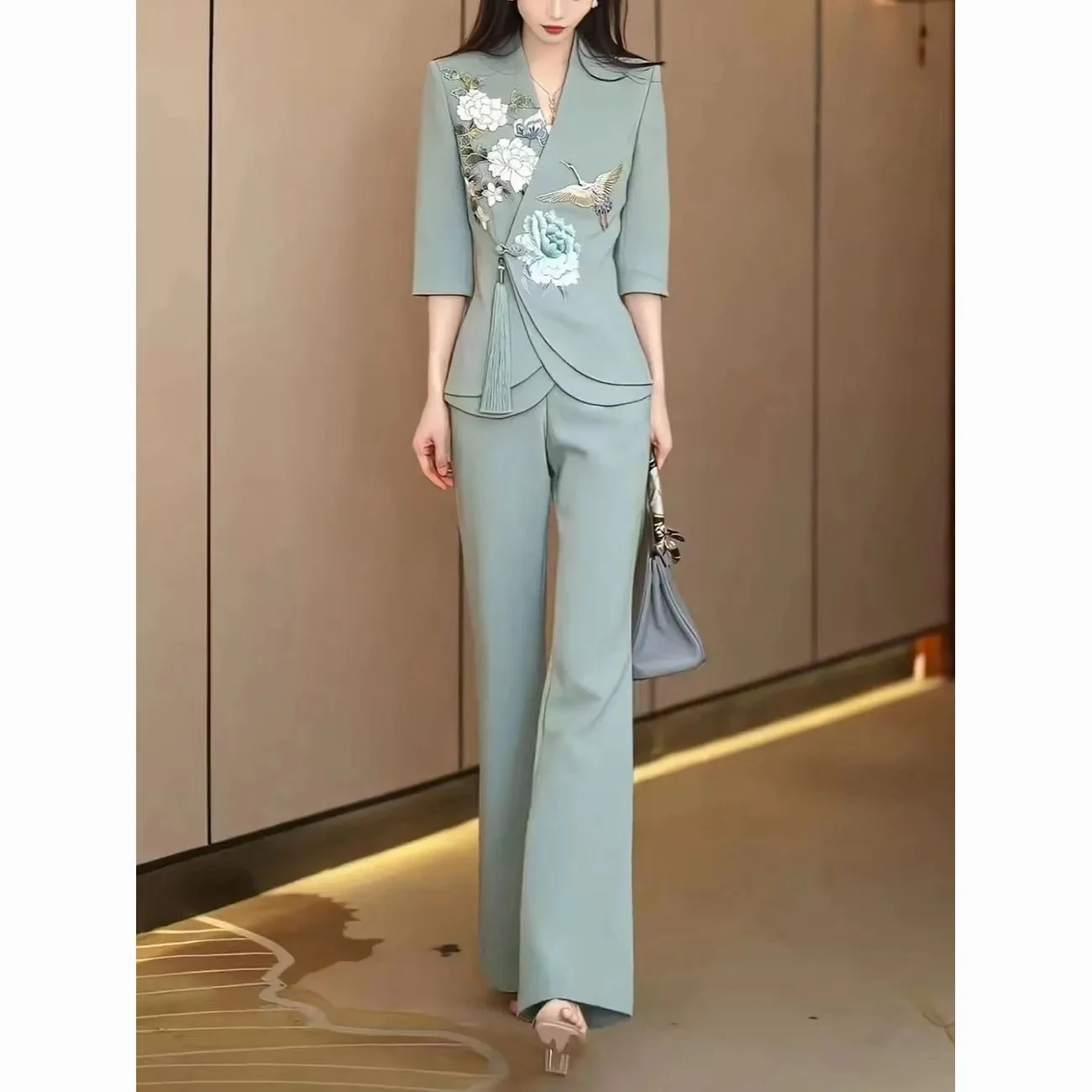 2024 Summer New Women's A-line Mid Length Set With Heavy Craft Embroidery 3/4 Sleeve Top Micro Ragged Pants Two Piece Set