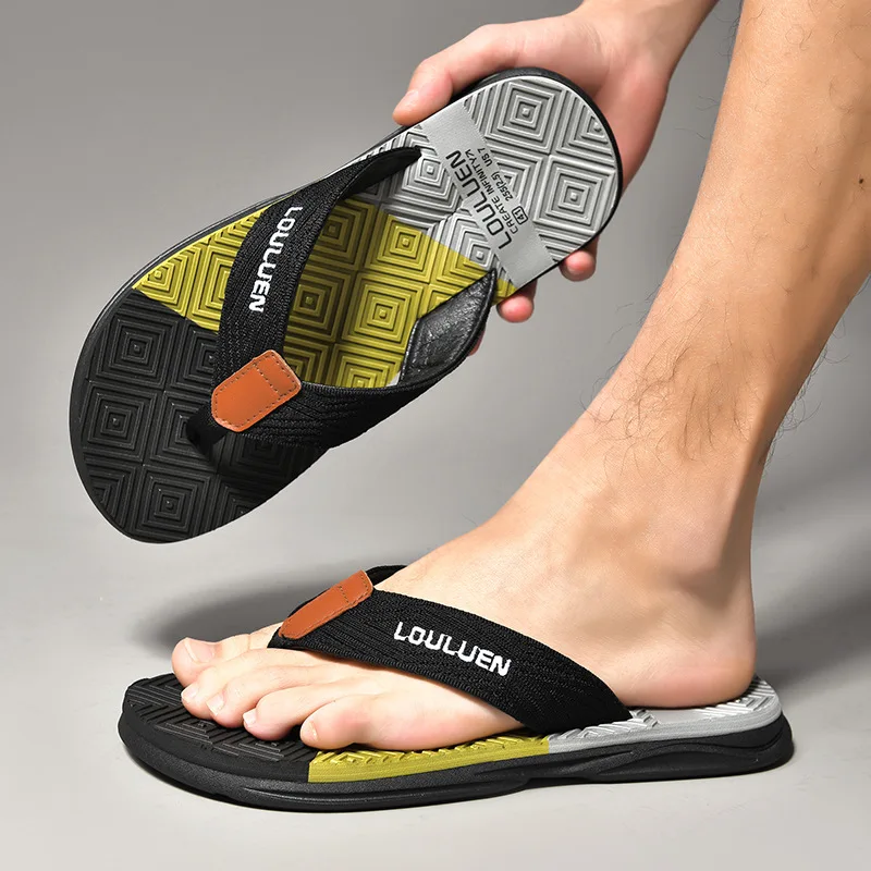 

Men's Summer Beach Slippers Rubber Anti-Slip Casual Wear-Outside Flip Flops Comfortable Breathable Lightweight EVA Slippers