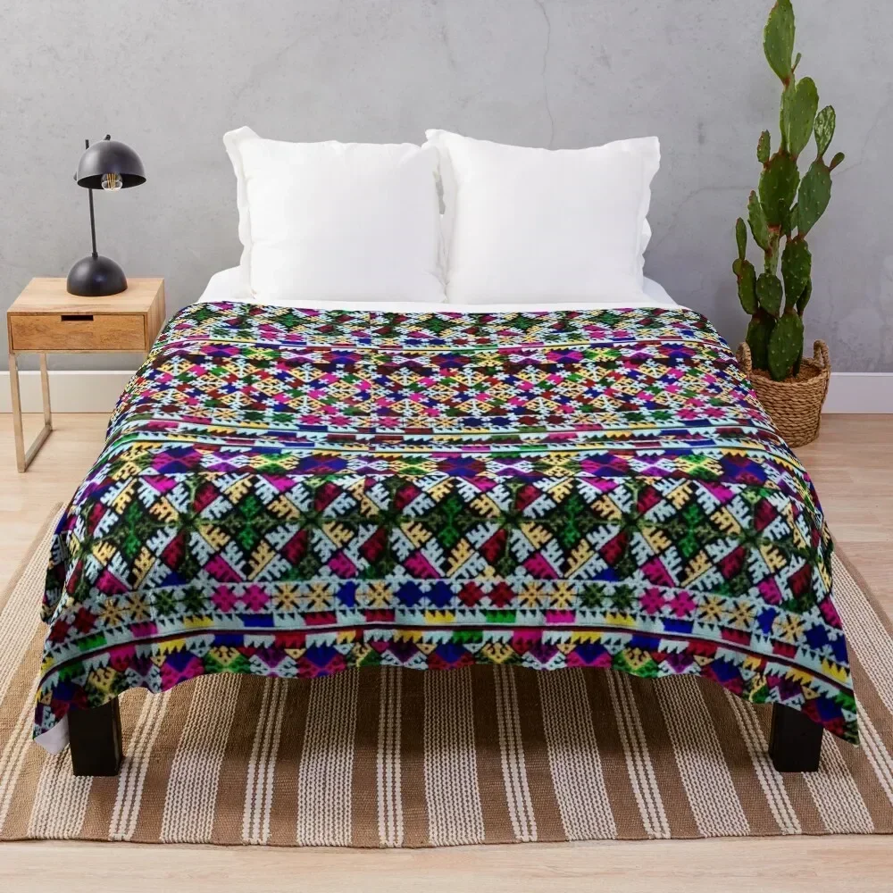 

Iu Mien TrendyEmbroidery Throw Blanket Luxurious Soft Fuzzy Blanket for Sofa Bed