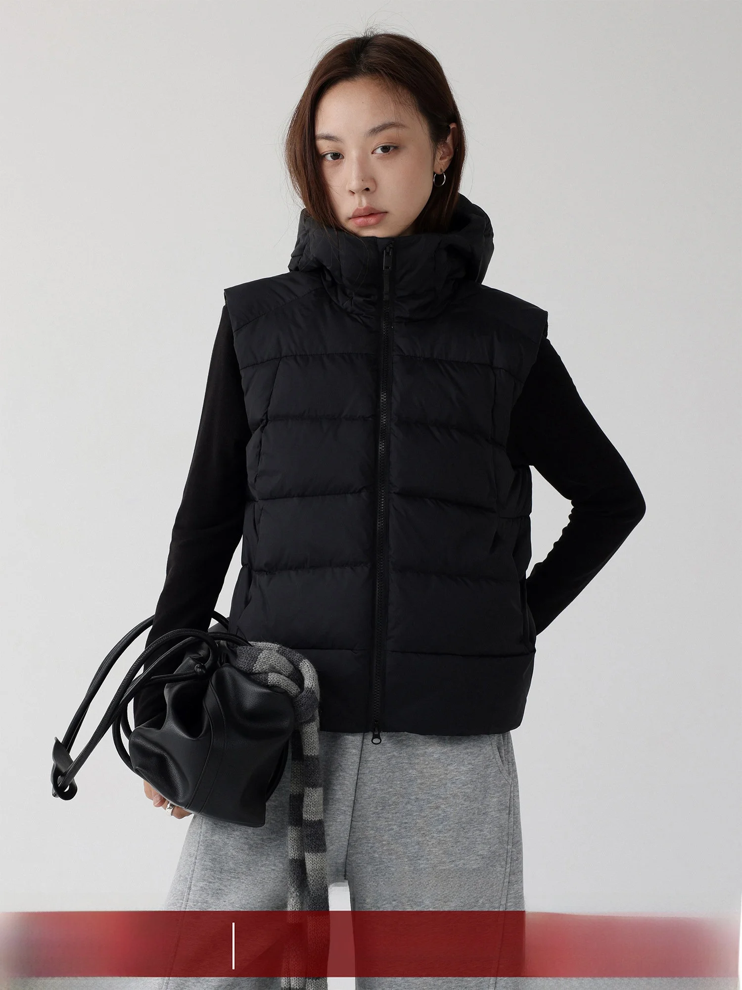 

Низкокалорийный утепленный женский жилет из водонепроницаемой ткани с капюшоном и воротником-стойкой, нейлоновый материал, утолщенный, зимний