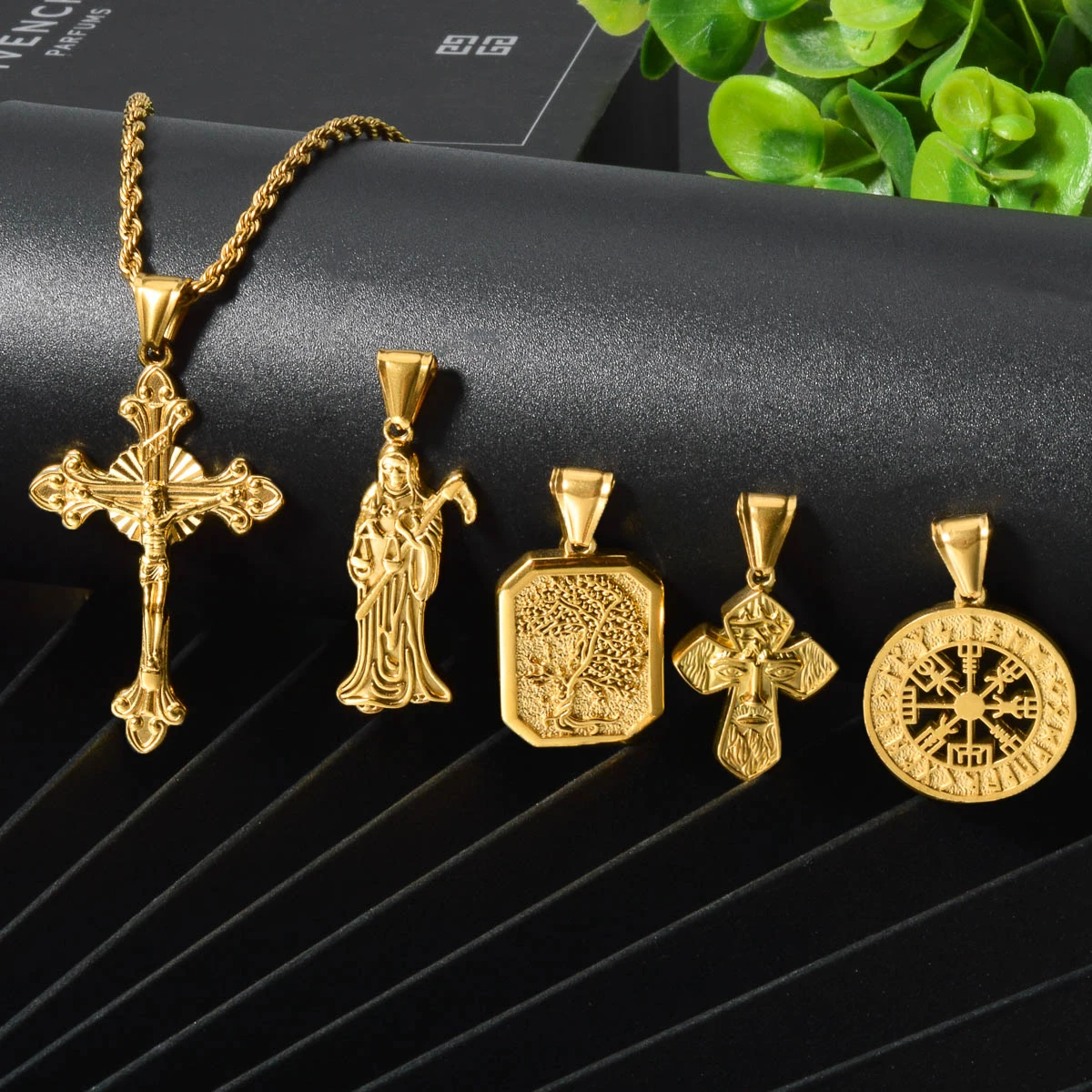 Stainless Steel Talisman Pendant Necklace Vegvisir Compass Tree of Life Jesus Cross Grim Reaper Charm Chain Jewelry Gift for Men