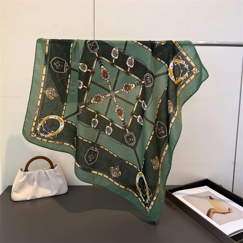 الفاخرة الرجعية 70x70 سنتيمتر مربع وشاح للنساء لينة أنيقة الرقبة شال باندانا طباعة الحجاب أنيق الإكسسوار