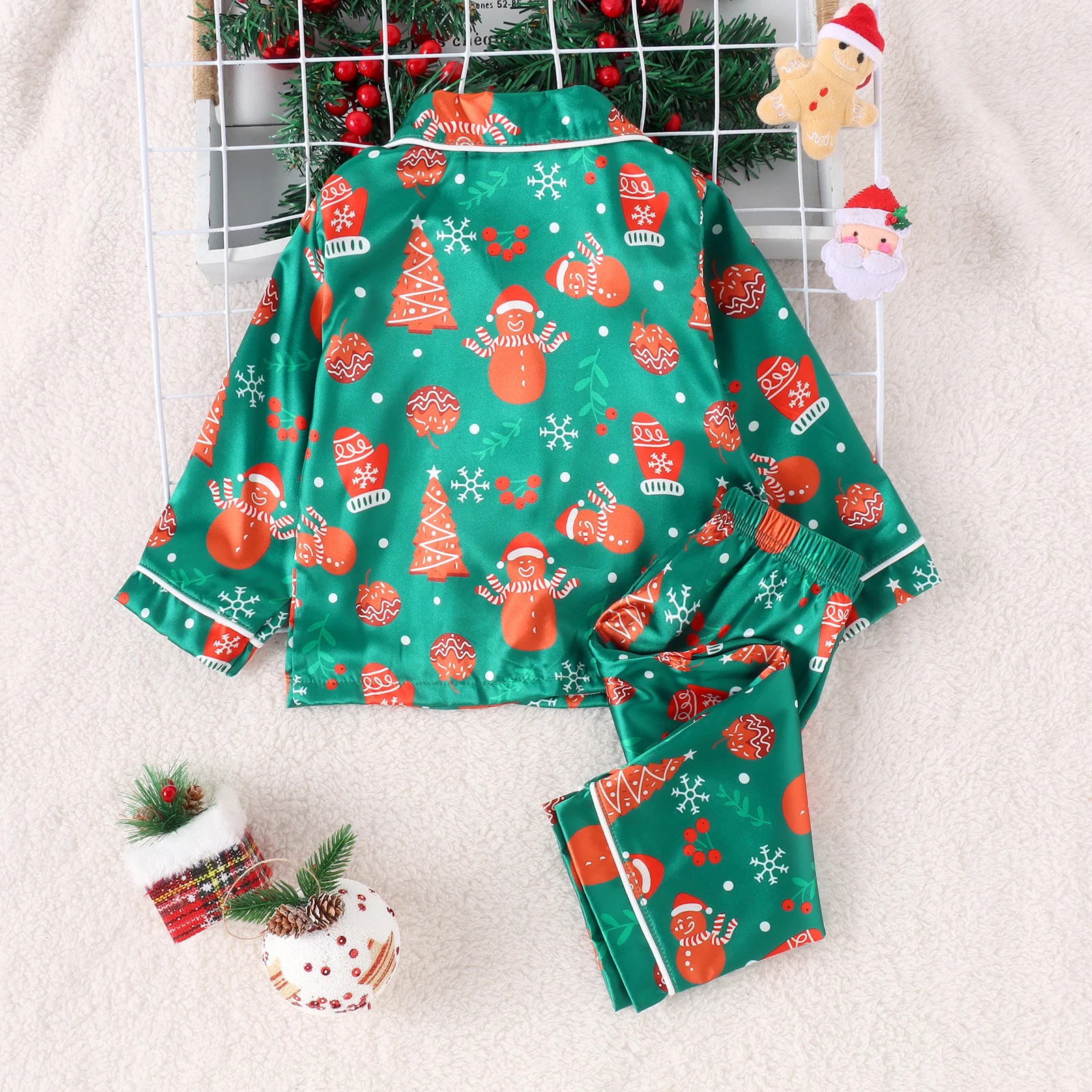 2PCS Autumn Boys, Girls And Babies Aged 1-5 Years Old Casual Loose Santa Print Long-Sleeved Top + Pantsuit