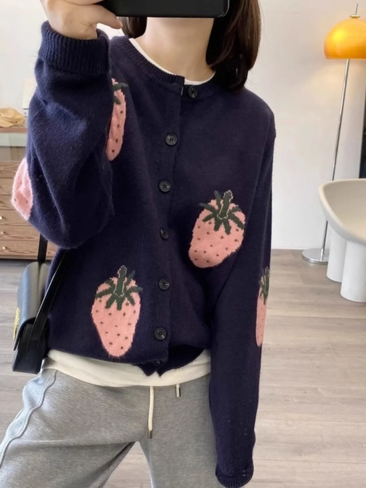

Stberry Pattern round Ne Single Button Knitted Open Cardigan Women's Loose Soft Sweater Jaet Commute Sle Korean Version