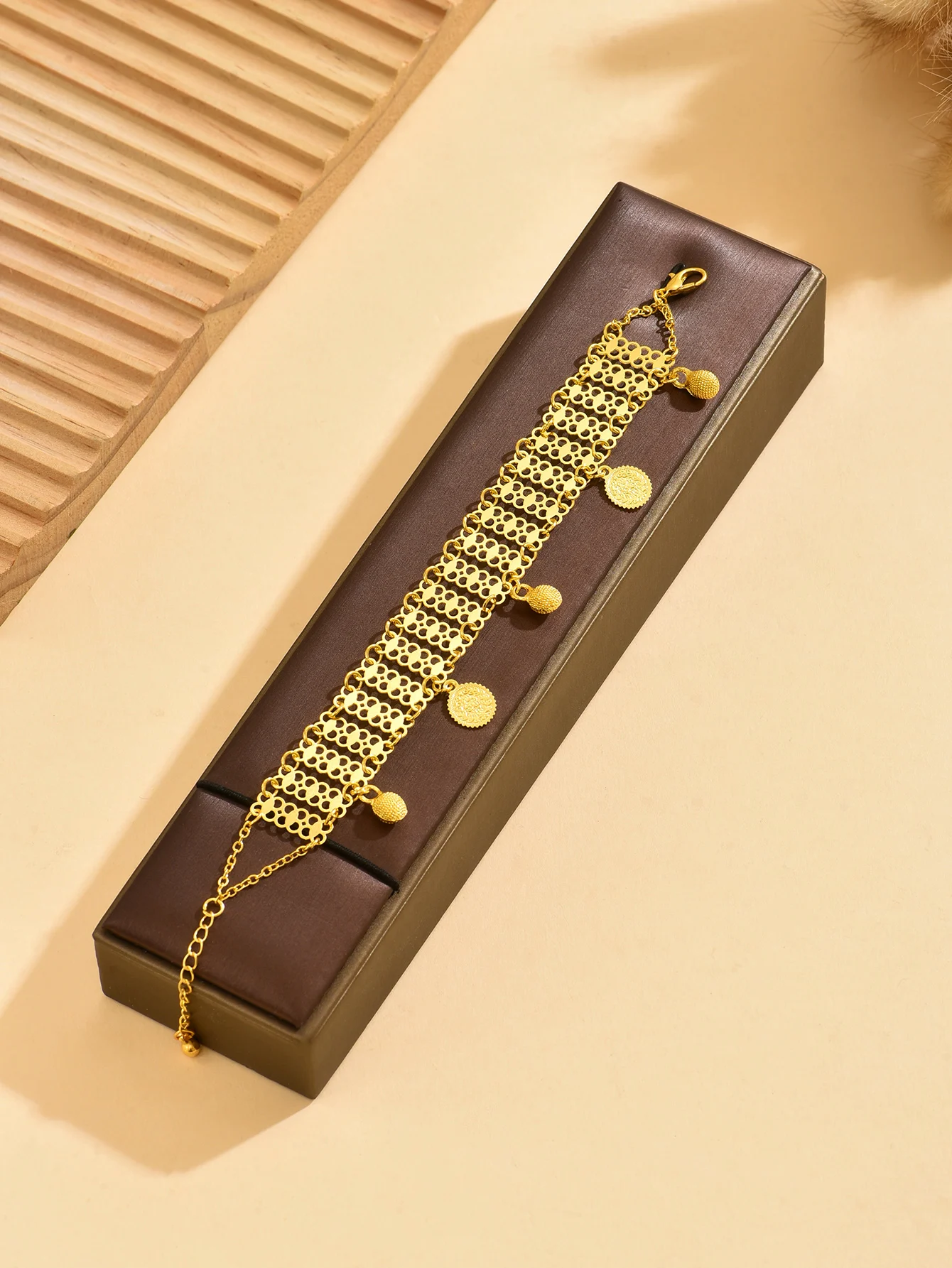 Fashion Metal Heavy Industry Handcrafted Tassel Bracelet - Arab Luxury Court Style - Suitable for Party and Festival Wearing image 4