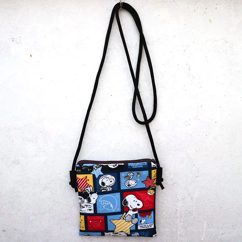 Kawaii Peanuts Snoopy Crossbody Bag Personalized Printed Phone Bag Ins Lightweight Zipper Bag Printing Square Bag Gift For Girls