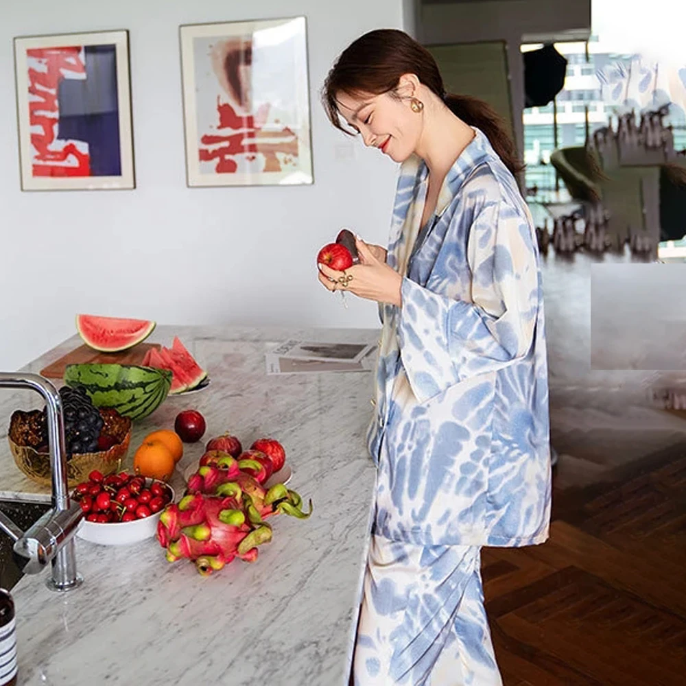 Spring Autumn Women\'s Pajamas Set New Silk Satin Printed Sleepwear Loungewear for Women 2 Pieces Long Sleeve Can be Worn Outside