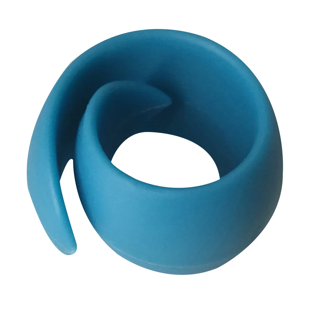 4Pcs Reusable Thread Spool Huggers Silicone Sewing Accessories Keep Threads Easy Attach to Spools Mixed