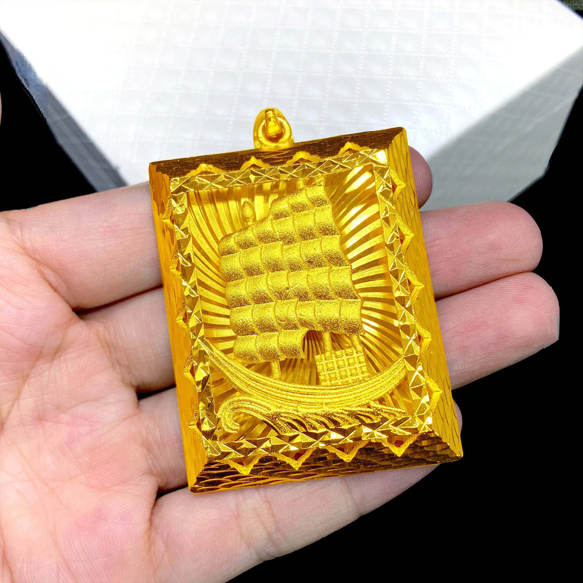 Solid 18K Gold Color Square 3D Dimensional Sailboat Pendants for Women Luxury Jewelry for Engagement National Style Jewelry Gift