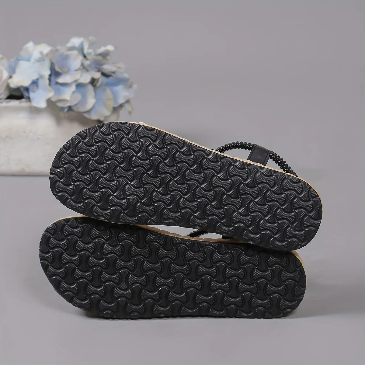 Damen-Slipper-Sandalen mit verstellbarem Gummiband — Neuer Sommerstil, elegant mit Blumen verziert – Detail 6