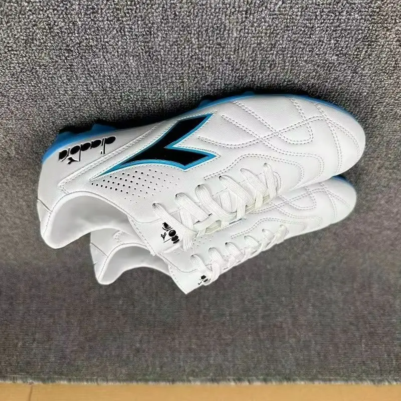 

Professional Football Shoes For Men White Red Soccer Shoes Mens Anti Slip Spikes Sport Football Shoe