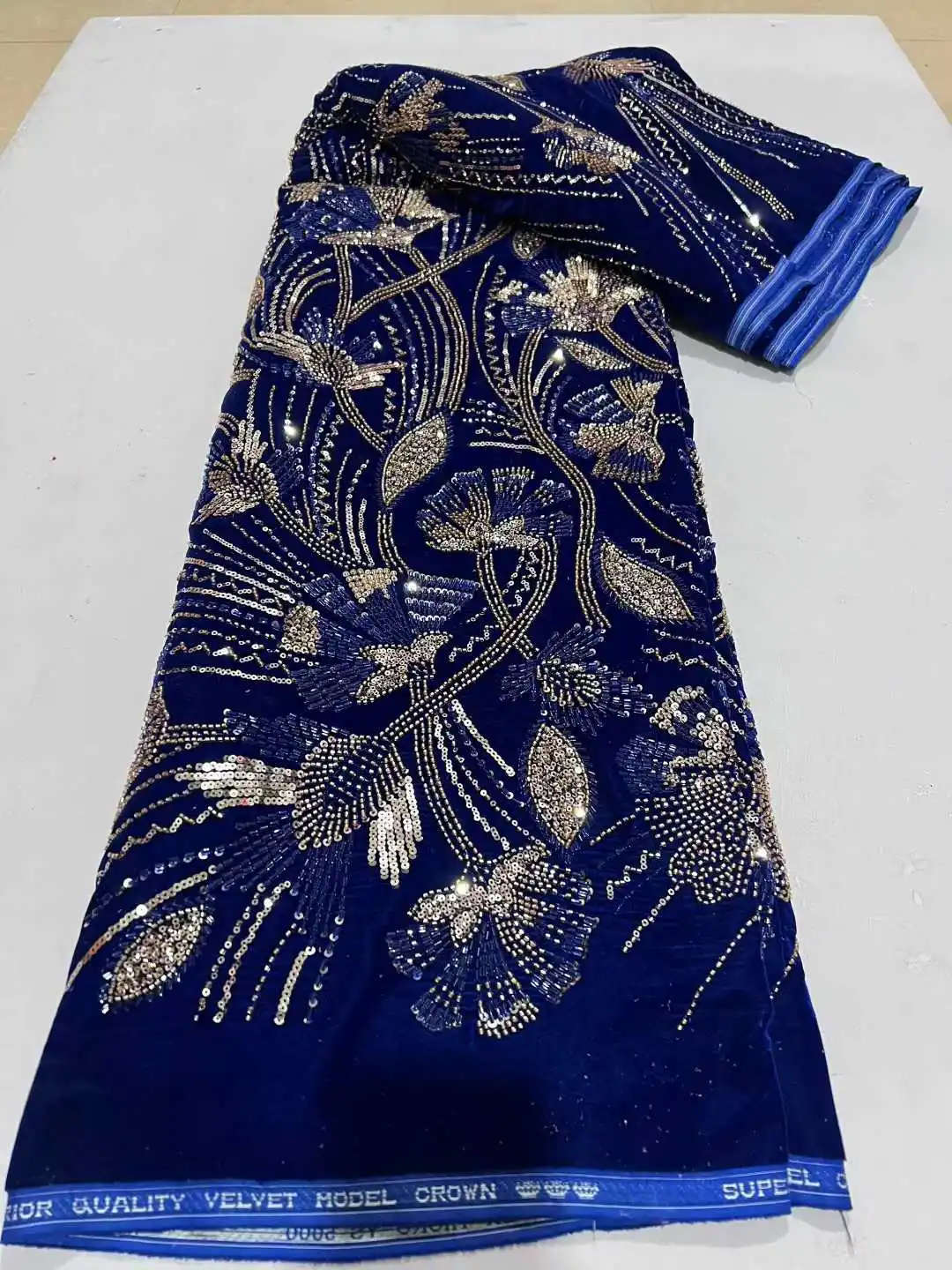 

Африканское французское сетчатое кружево с пайетками и бисером 2026: Роскошное французское тюлевое кружево для свадебных платьев в Нигерии