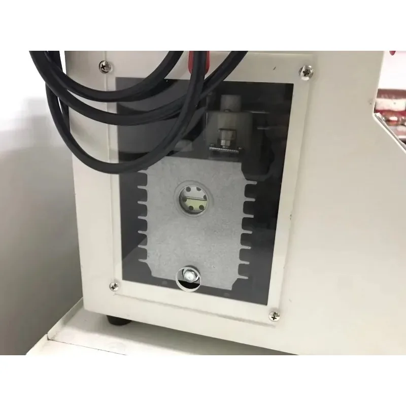 Footwear uses a vacuum shrink film machine