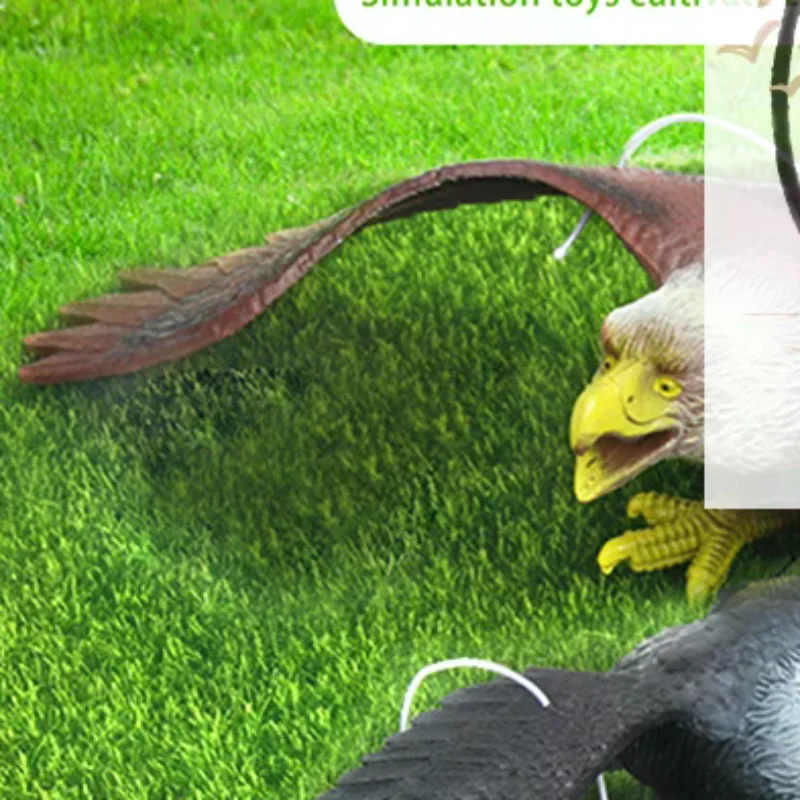 

1 Piece Outdoor Eagle Figurine Hanging Bird Deterrent Plastic Eagle Ornament Vivid Flying Bird Hawk Decoy Garden Scarecrow