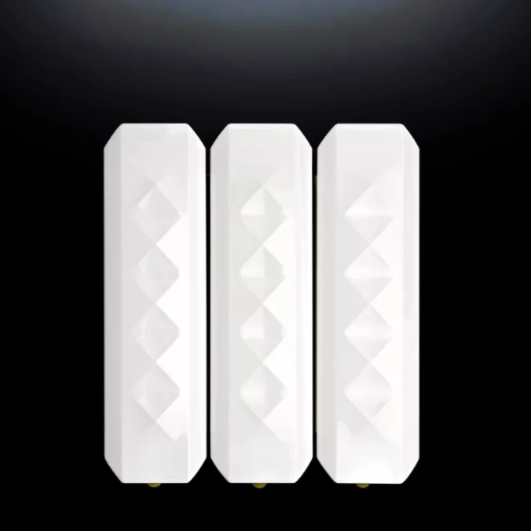Variant: White C