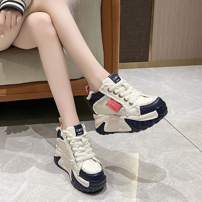 Fashion Chunky Sneakers Women Autumn Lace Up Platform Sports Shoes 10CM Thick Bottom High Heels Female Leather Sneakers Woman