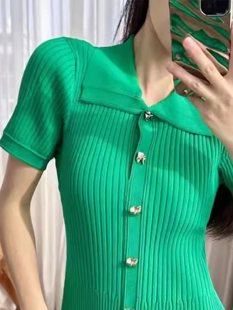 Green Knitted Mid length Dress Elegant and Elegant Style Hollow out Dress 