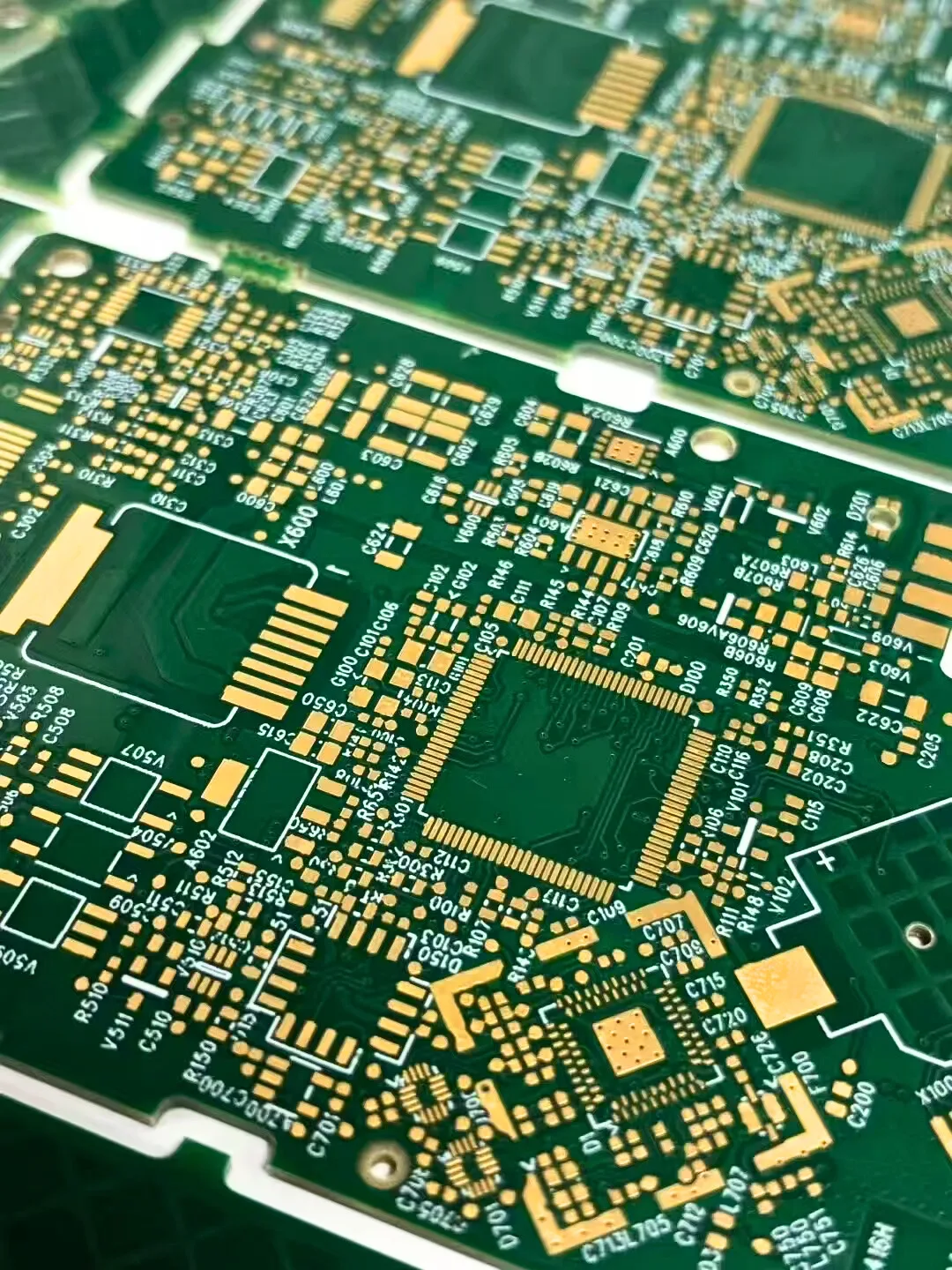 Small Batch Rigid P…