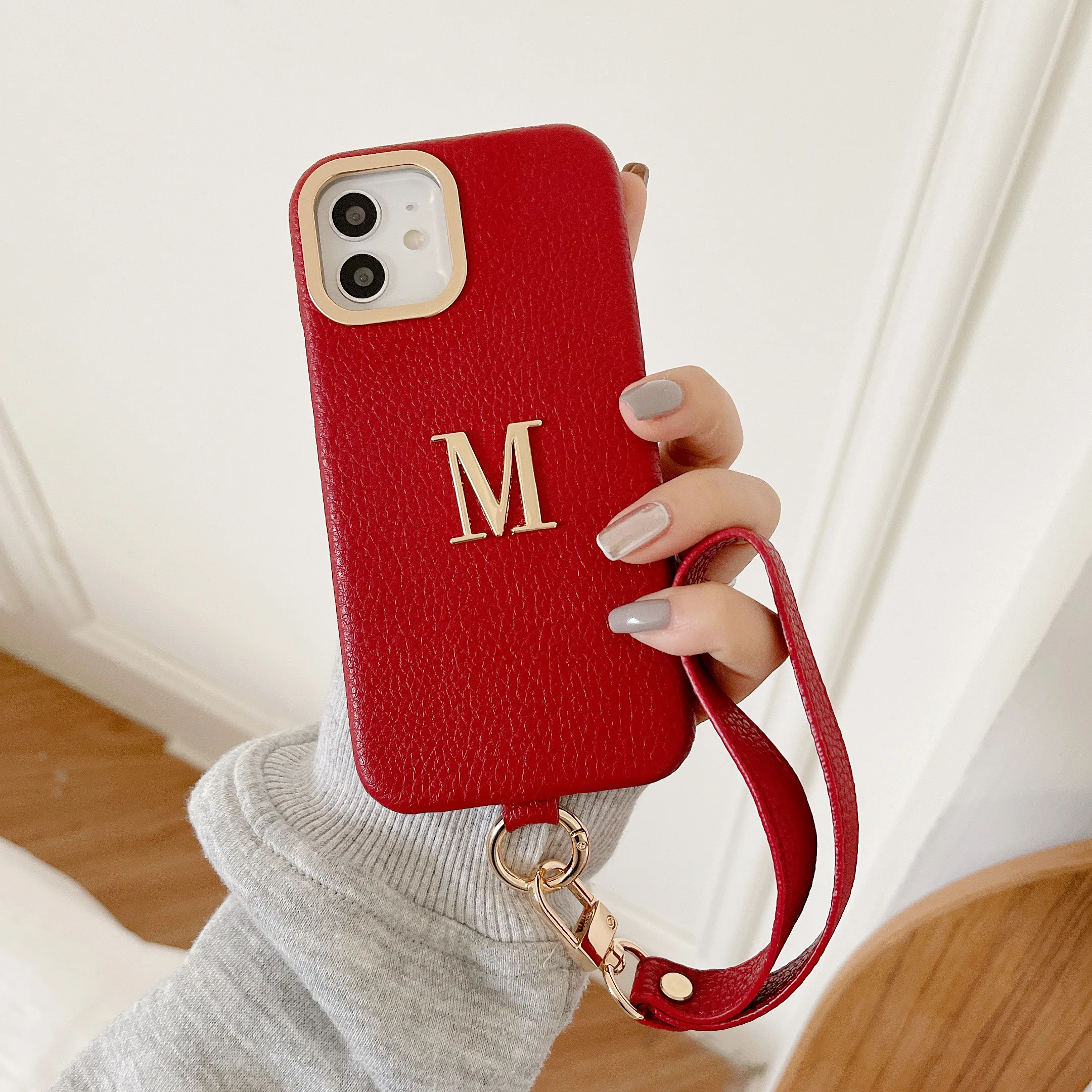 Customized Initial Name Leather Phone Case for Small Letters Gold letter For16 15 14 13 12 11ProMax 16 14Plus Shockproof Cover