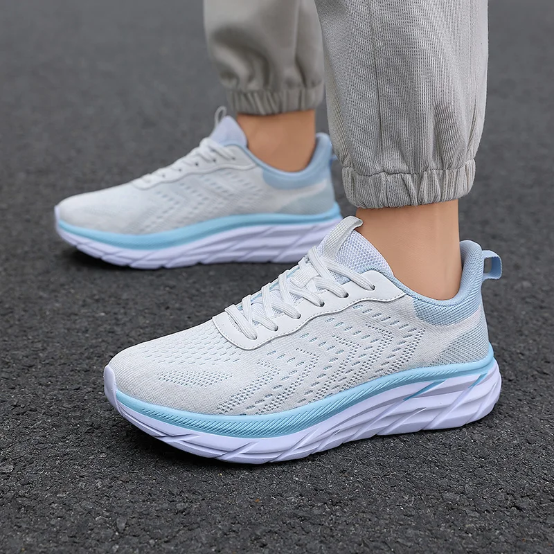 Running Shoes Men Mesh Comfortable Breathable Flat Casual Jogging Shoes Fashion Luxury Designer Tennis Shoes Male Sneakers