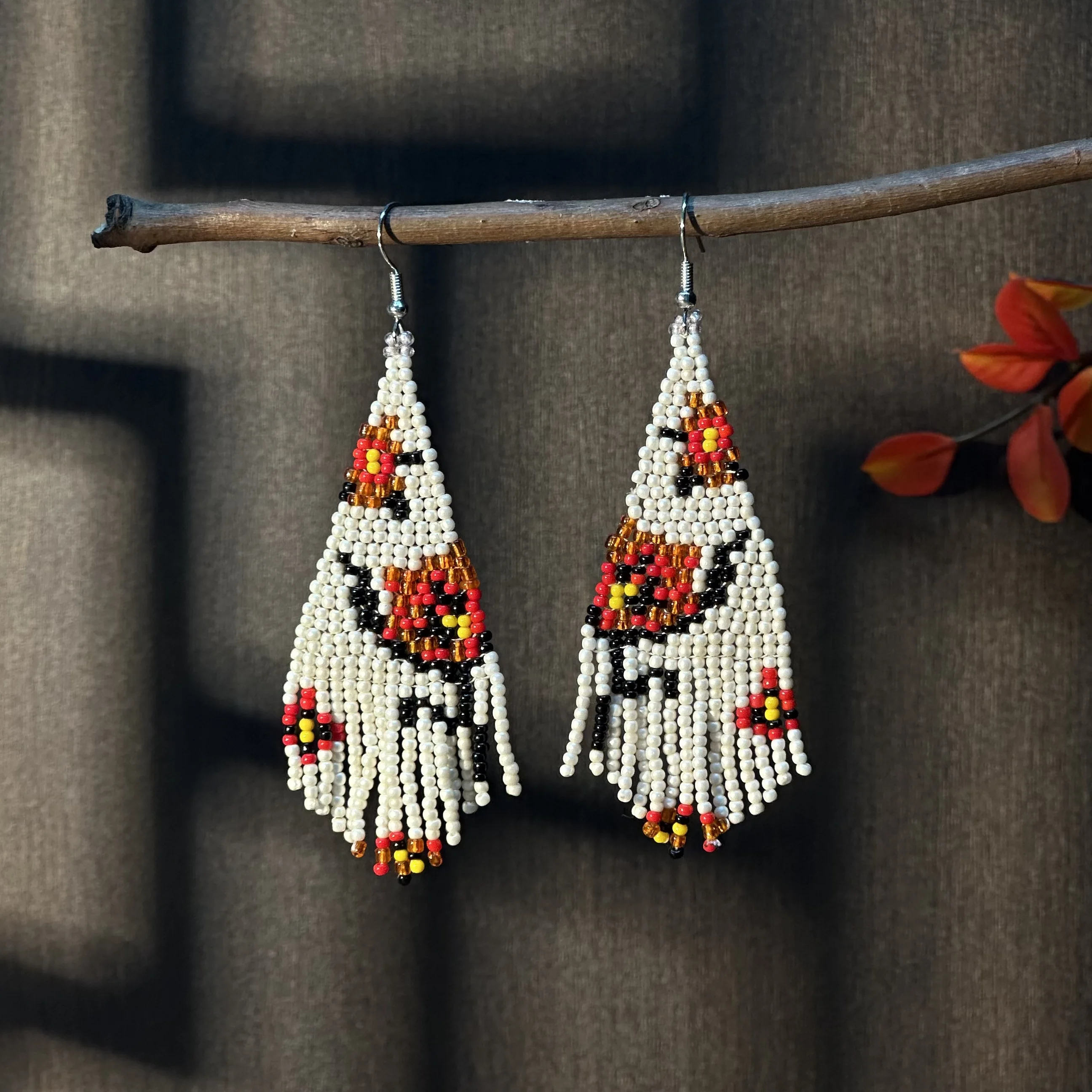 Flower Bead Tassel Earrings Bohemian Glass Seed Bead Handcrafted Earrings Women's Dangle Earrings Suitable for Daily casual wear