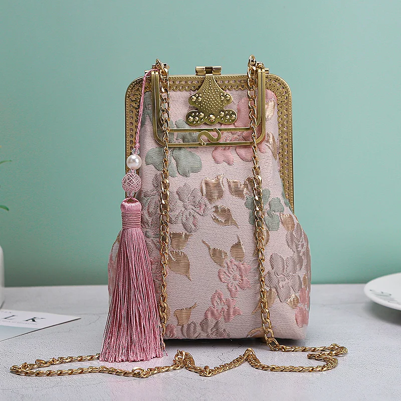 Classic Hollow Out Flowers Bag Pink Wedding Bags Fringe Tassel Chain Lock Bags Handmade Vintage Women Bag Tote Women\'s Handbags