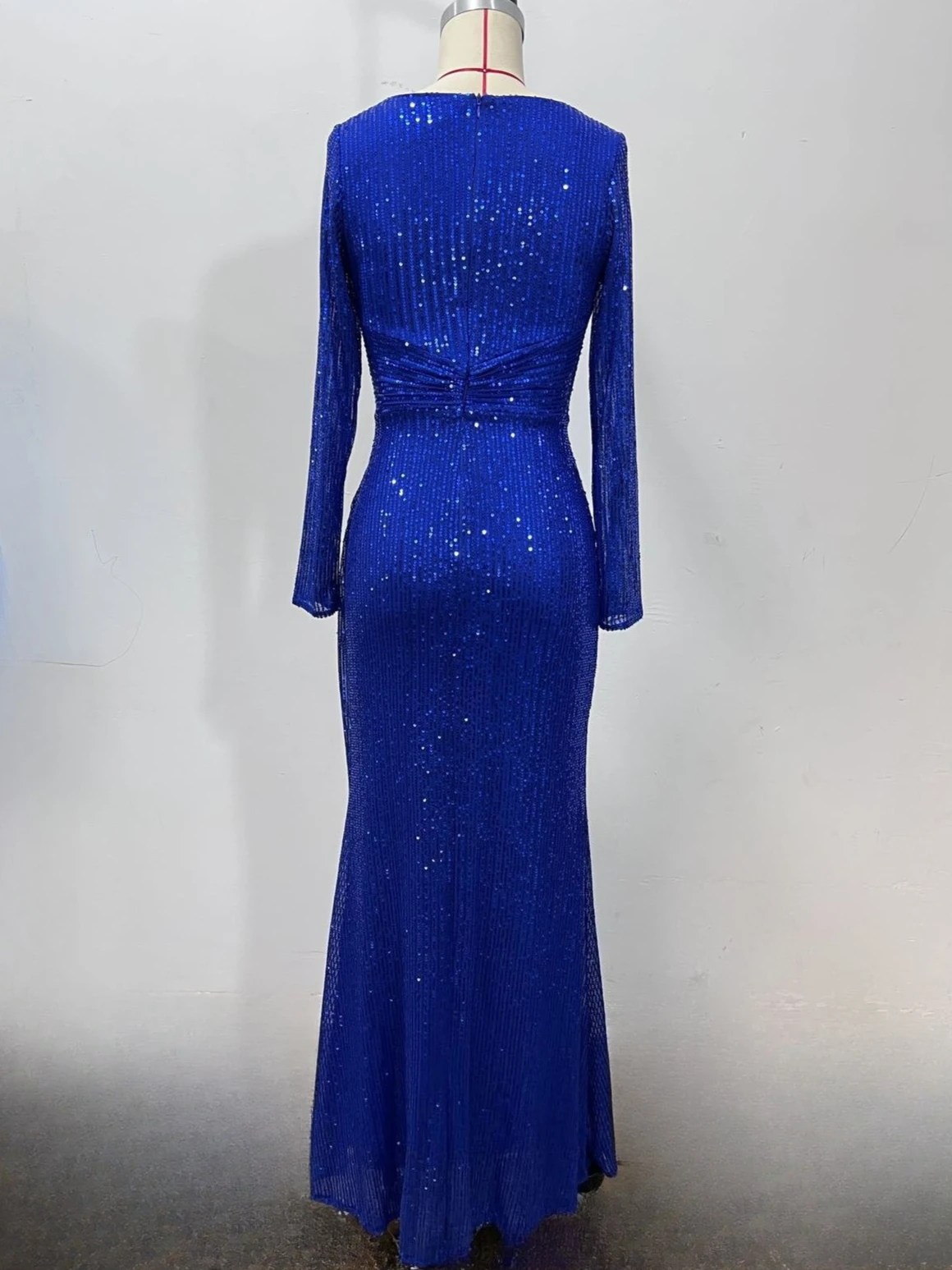 Vestido de Festa Formal Longo com Decote em V, Rendas e Mangas Longas