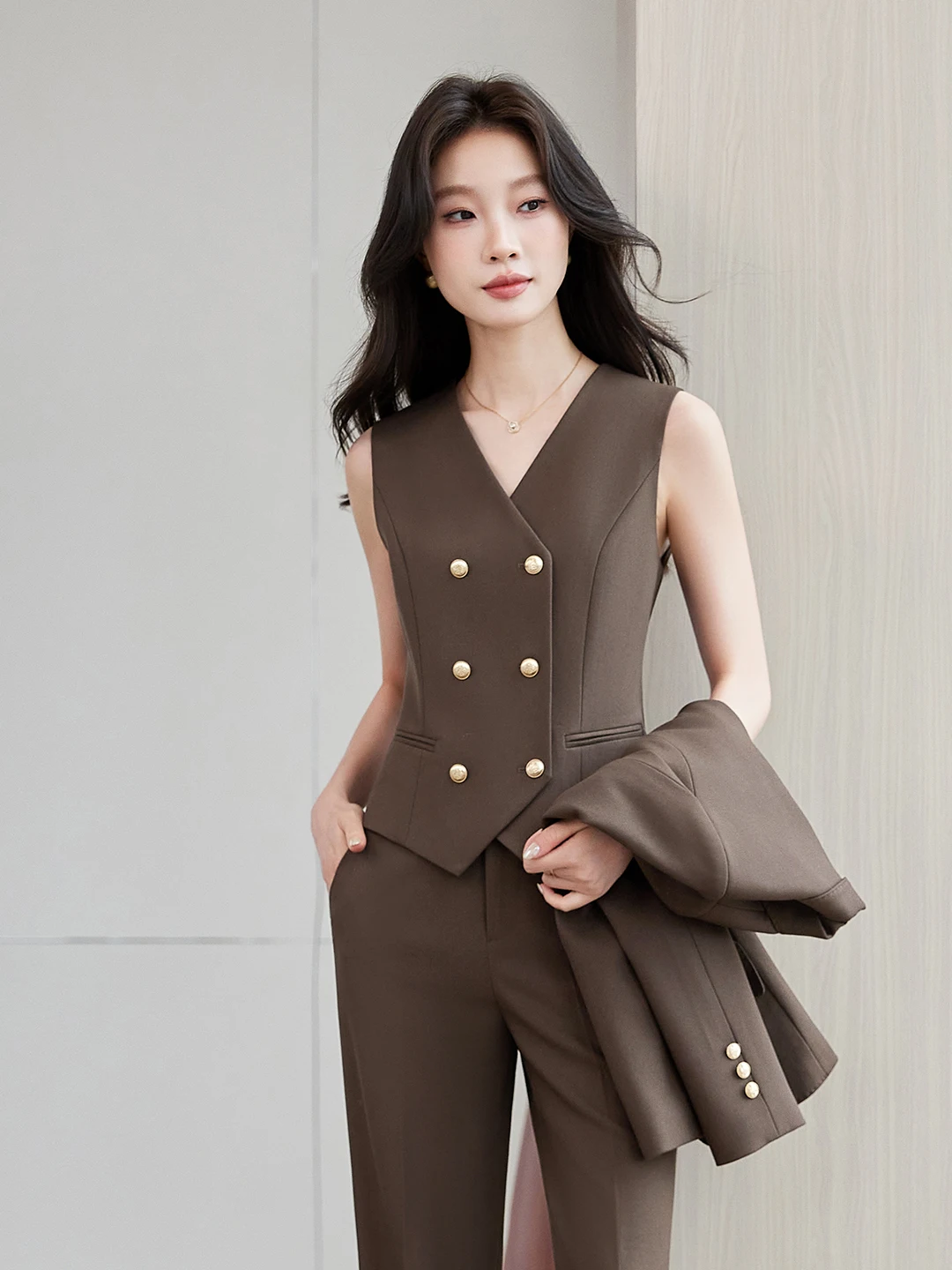 Professional Hong Kong Style Elegant Vest Jacket Summer High-End Simple Goddess Dry Commuting Slimming Vest Set for Women