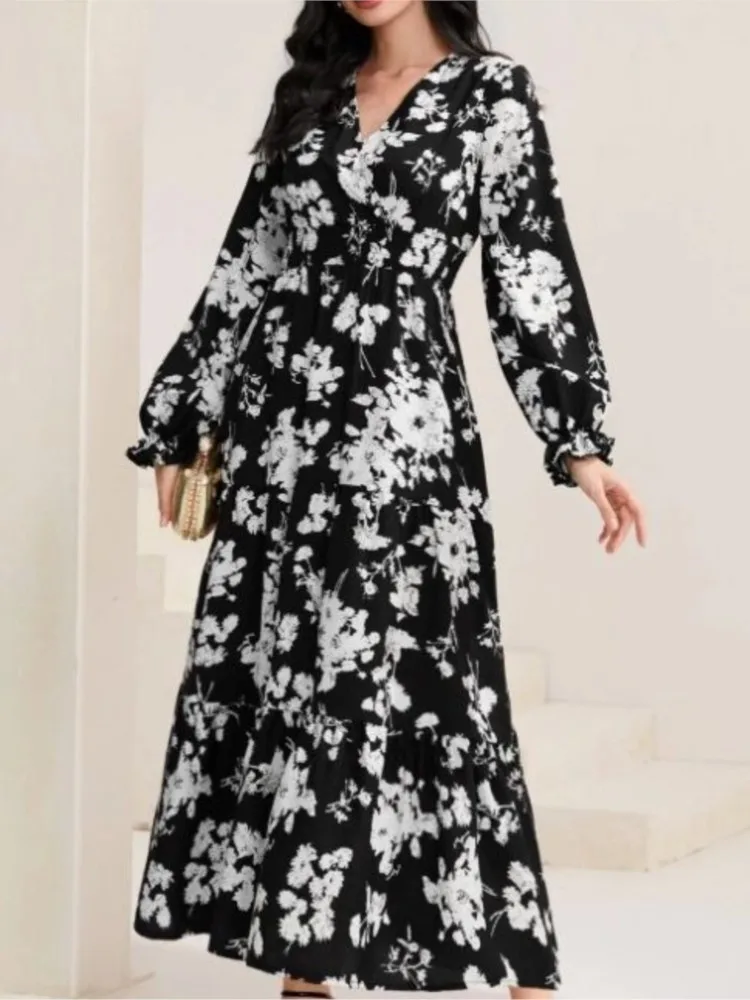 Autumn Women's New Sexy V-neck Fashionable Printed Cake Long Sleeves Medium To Long Length Casual Comfortable Dress