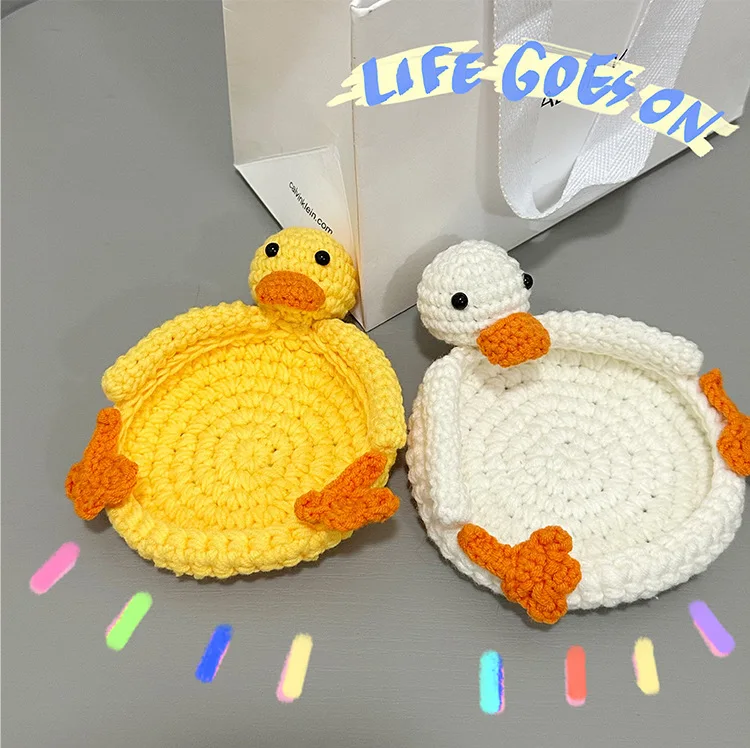 

Handcrocheted cute duck teacup mat table top insulation protective mat wool woven decoration